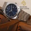 Men's Steel Band Round Shape Buckle Clasp Casual wear Analogue Date Function Watch Silver Color Strap and Dial Blue Color - Thumbnail Image 1