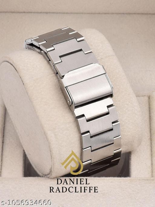 Men's Steel Band Round Shape Buckle Clasp Casual wear Analogue Date Function Watch Silver Color Strap and Dial Blue Color - Image 3